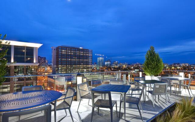 Hampton Inn & Suites Nashville Downtown Capitol View