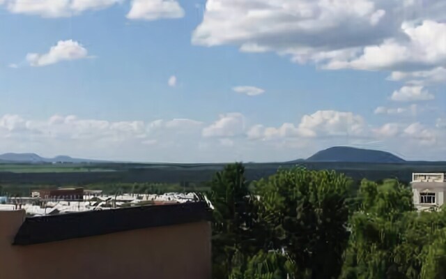 Xinquanshan Hot Spring Hotel