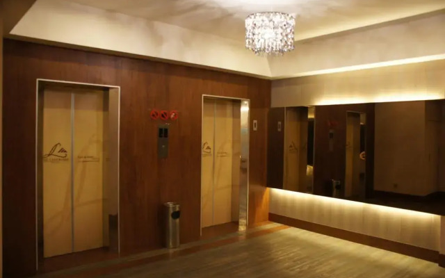 The Landmark Hotel