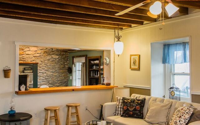 Stoltzfus Bed and Breakfast