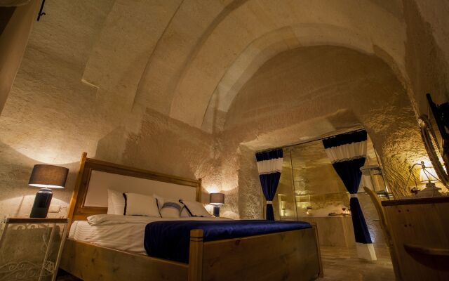 Azure Cave Suites