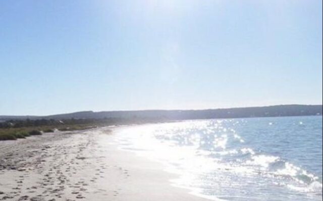 Dunsborough Beachouse YHA Backpackers