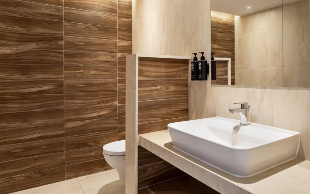 Ramada Hotel & Suites By Wyndham Ayia Napa