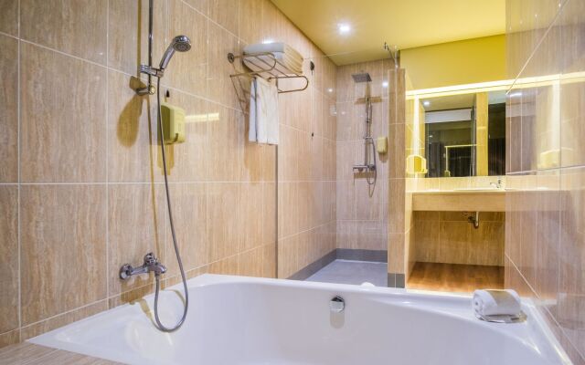 Resort Calheta Beach - All Inclusive