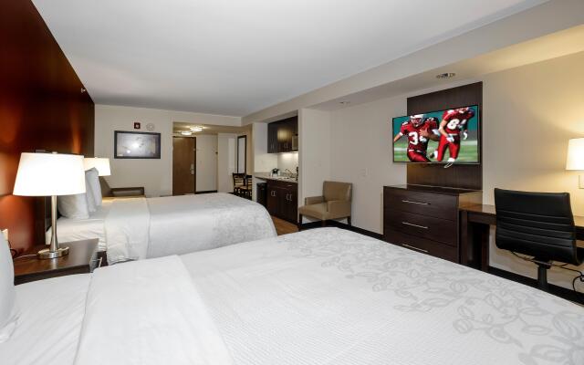 Red Roof Inn PLUS+ & Suites Malone