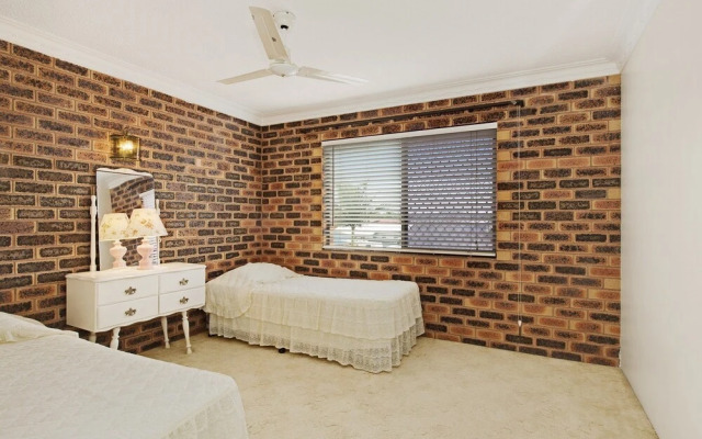 Huge top Floor Unit Across the Road....waterfront!!