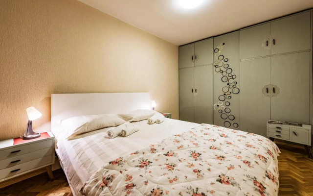 Cozy Apartment in Kaunas with Free Parking