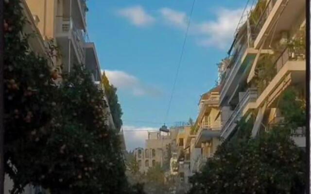 Live in Acropolis Studio on Pedestrian,Koukaki