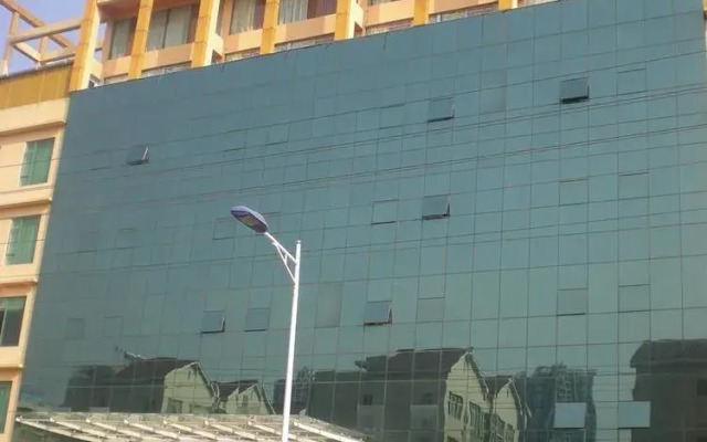 Brilliant Sky Business Hotel
