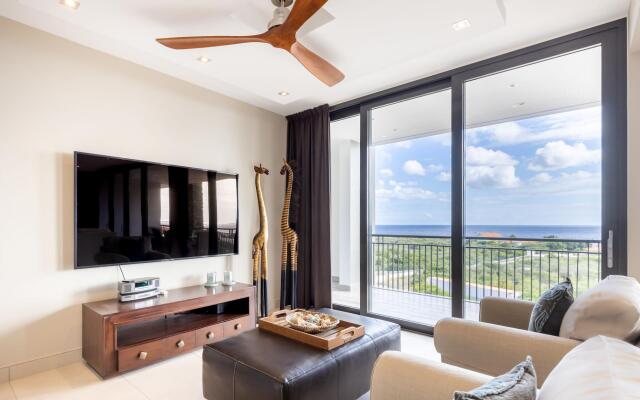 Chic, Panoramic Penthouse - Spectacular  270 ° Ocean View