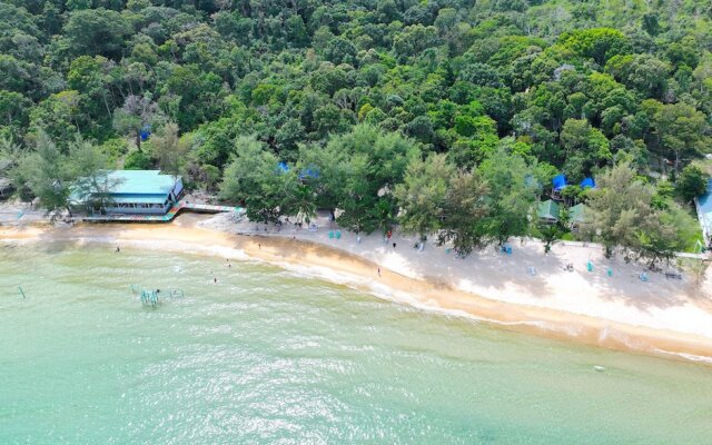 Sandy Beach Bungalows