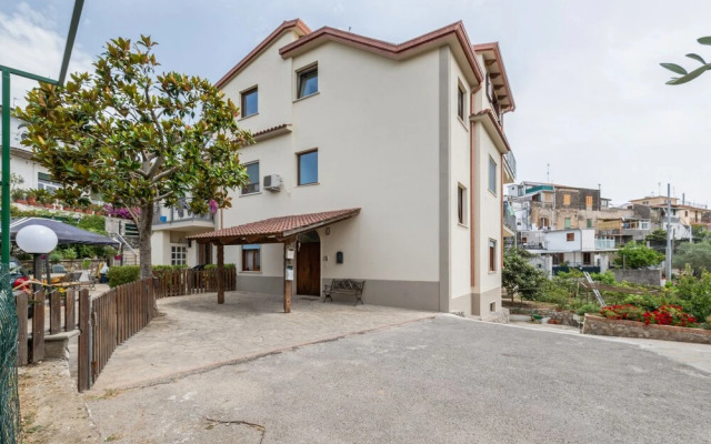 LeMoon Holiday Home Terrace & NETFLIX