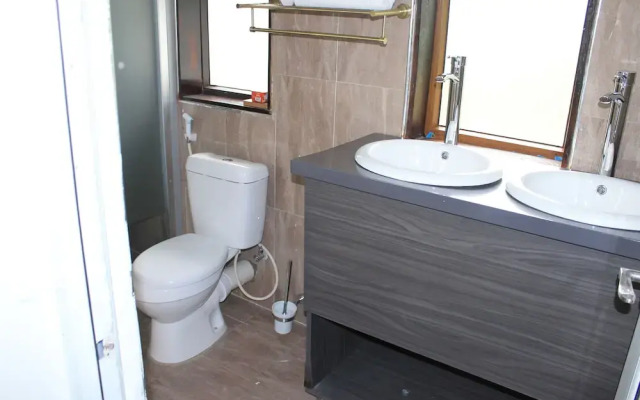Zebi Ecolodge
