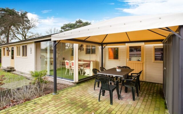 Cosy Bungalow in Meerlo with Garden