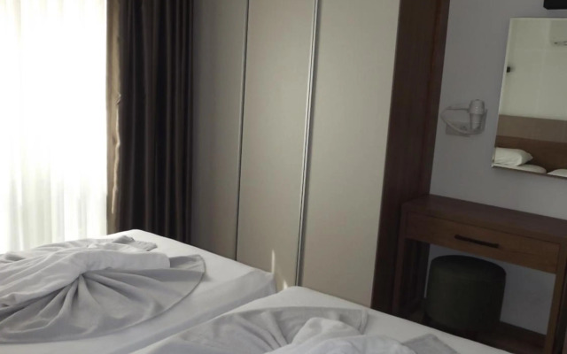 Opus Aparthotel
