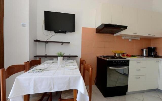 Apartments Ankica - 150 m from beach