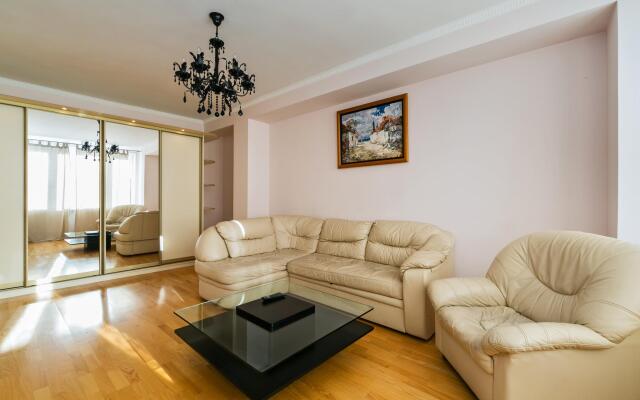 MaxRealty24 on Novy Arbat