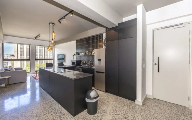 Beautiful 1 Bedroom Apartment in Cape Town