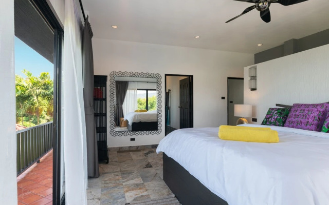 Peaceful 8br Two Pool Panoramic Twin