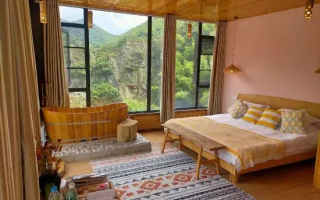 Tianran Shicheng Guesthouse