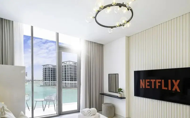 LUX  Burj Khalifa Lagoon View Suite 2