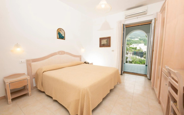 Hotel Candia
