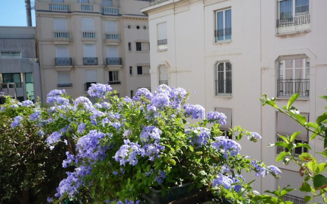 Palais dArmenonville