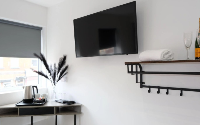 The Kop End Hotel by Serviced Living Liverpool