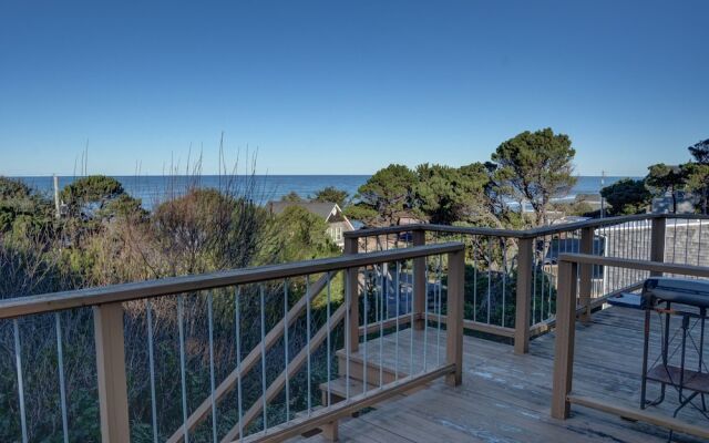 Sunset By The Sea 3 Br home by RedAwning