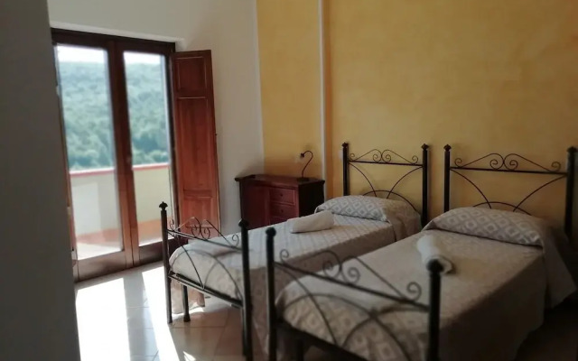 Golden House Cheravanna da Marco