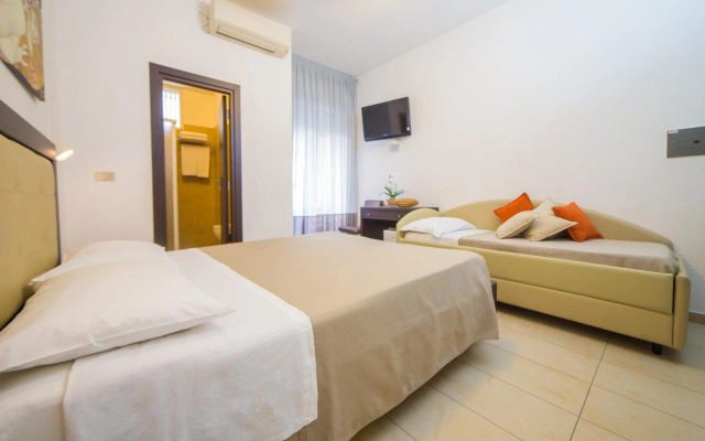 Mediterraneo Hotel & Suites