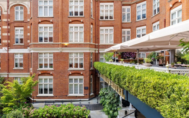 St. Ermins Hotel, Autograph Collection