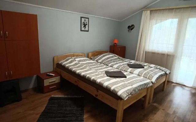 Tölgyfa Panzió
