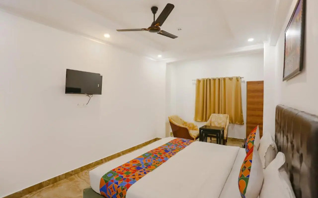 FabHotel Taj Residency