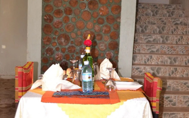 Bunyonyi Apple Farm Stay