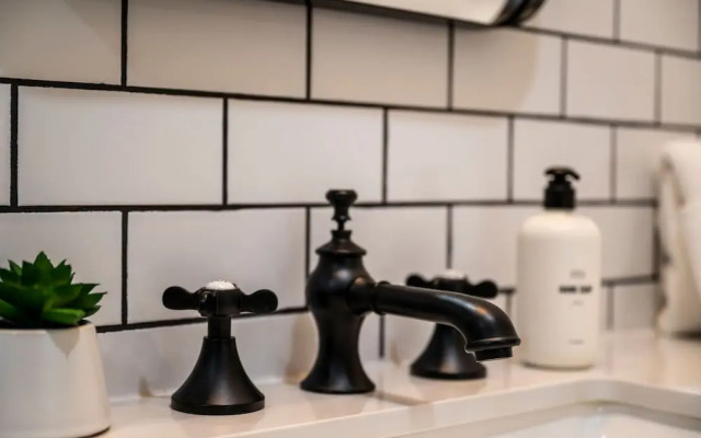 Gburg Pet-friendly Studio Cabin 5 Firepit Games