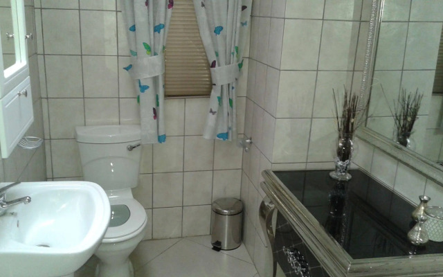 Black Swan Guest House
