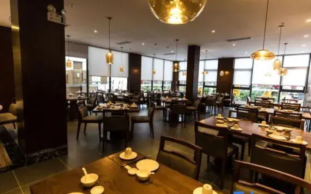 Sanya Bay Shengyue Seaview Hotel