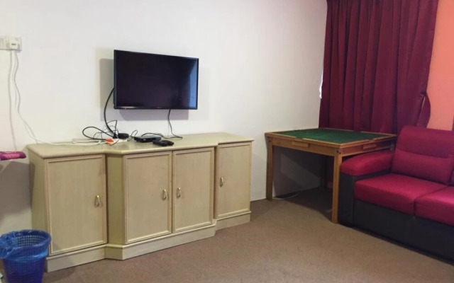 OYO Home 90412 N'ain Homestay