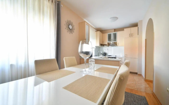 Deluxe Apartment Valentina