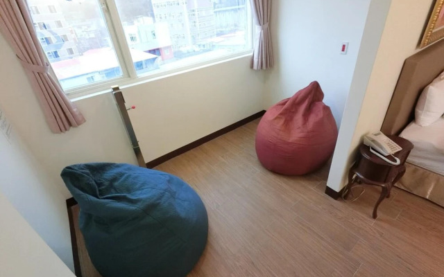 Mast Hotel