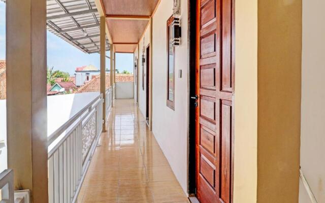 OYO 92054 Gala Residence