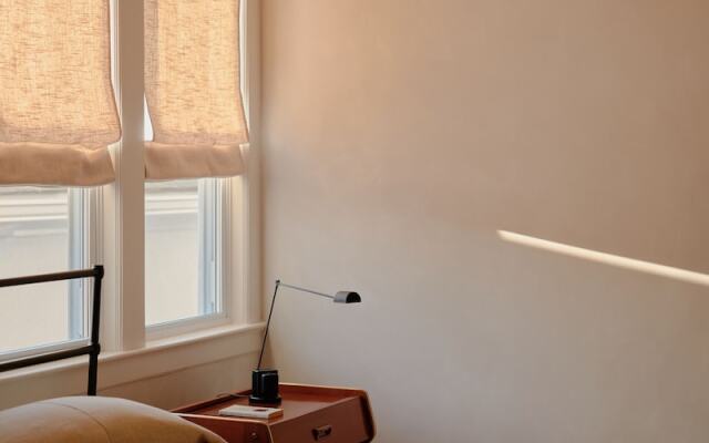 The James Bradley Hotel