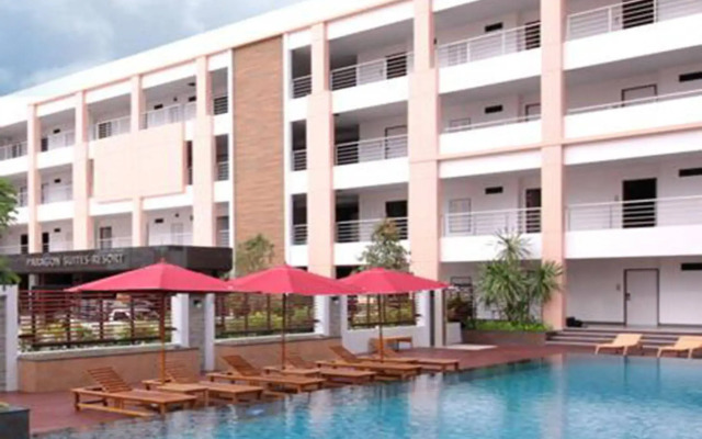 Paragon Suites Resort