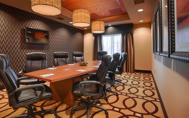 Best Western Plus Tupelo Inn & Suites