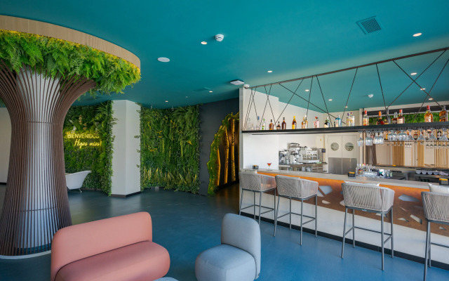 R2 Higos Beach Apartments