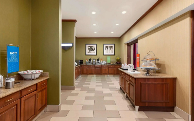 Hampton Inn & Suites Williamsburg Historic District