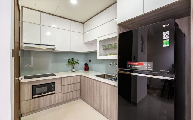 Nomadhome Royal Suite Condotel
