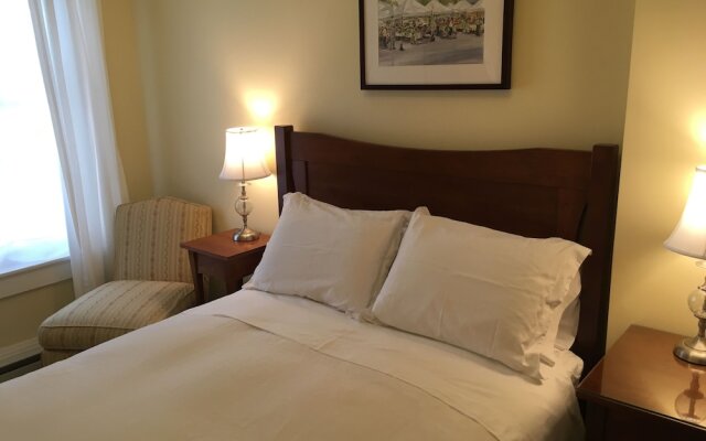 The Tawsty Flower Bed & Breakfast