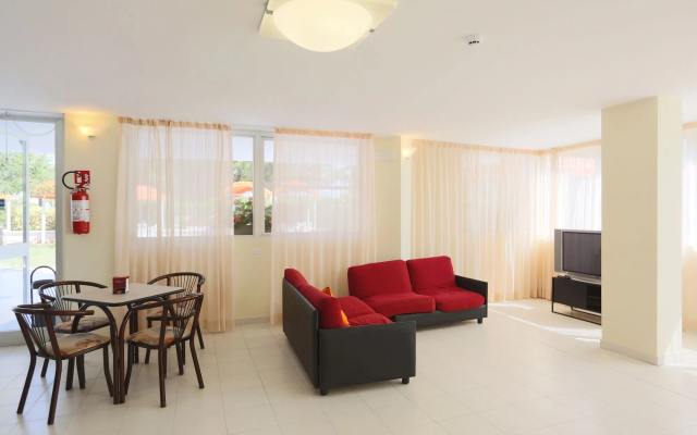 Family Hotel Marina Beach